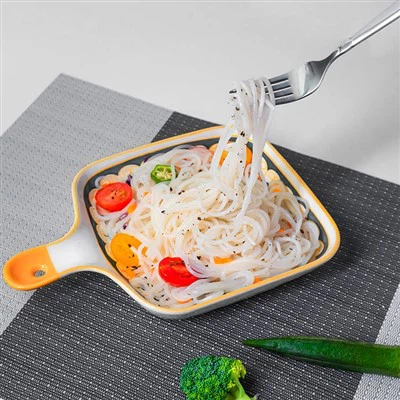 Núdail Konjac Shirataki triomaithe